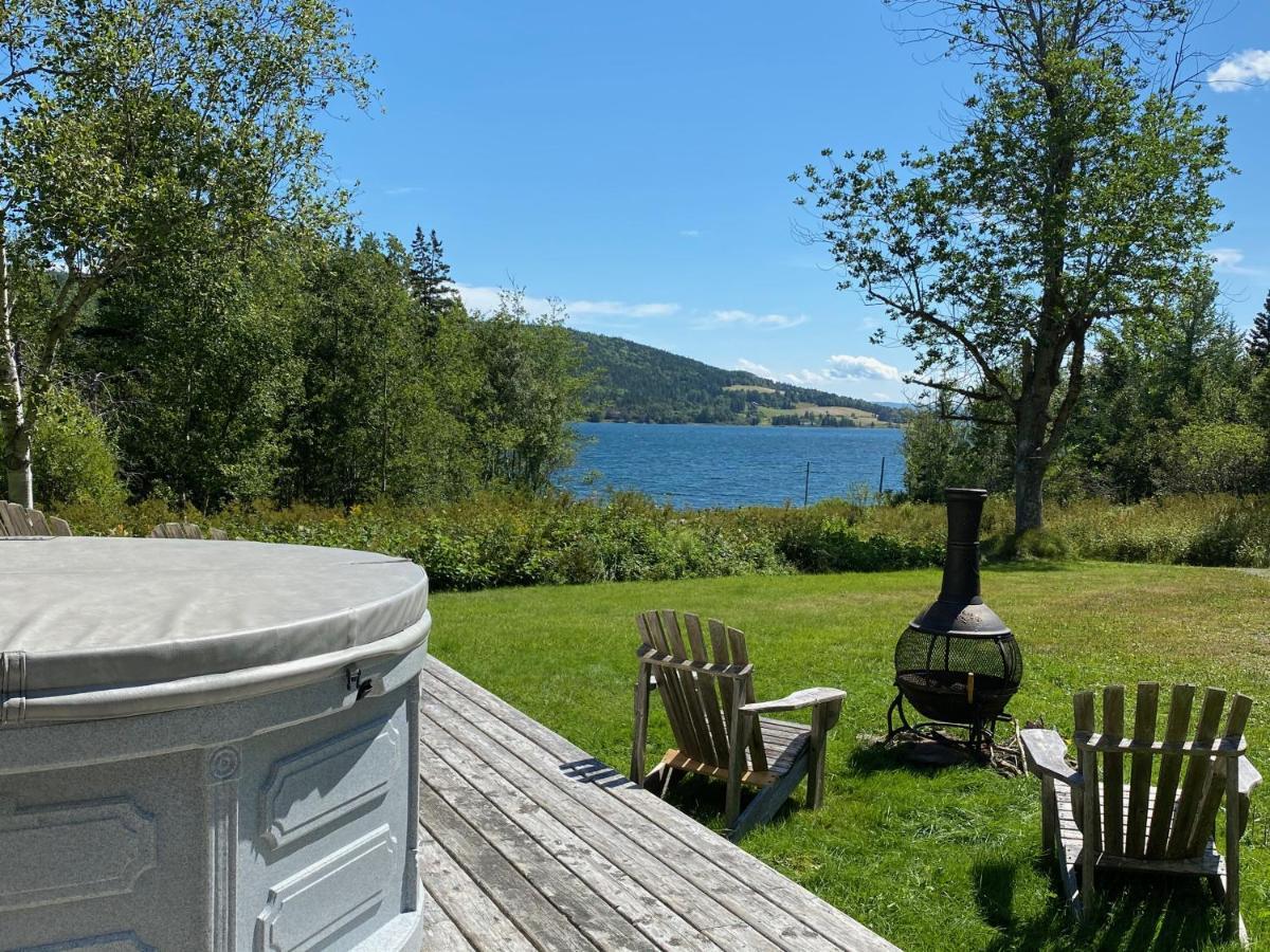Broadwater Inn & Cottages Baddeck Bagian luar foto