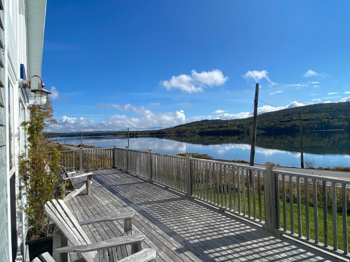 Broadwater Inn & Cottages Baddeck Bagian luar foto